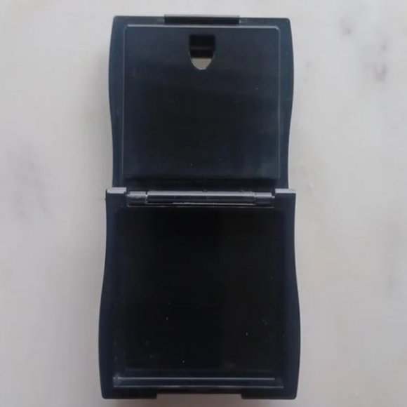 Mary Kay Mini Compact Empty - Picture 6 of 13